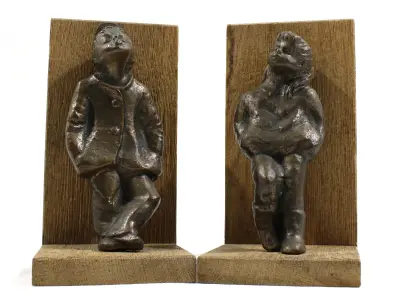 Artisanaal Bronzen Boekenhouders | Jongen & Meisje – kavel bij De Kringwinkel, Dilsen