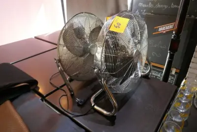 2 ventilators EUROM – kavel bij Openbare Verkopen, Koksijde