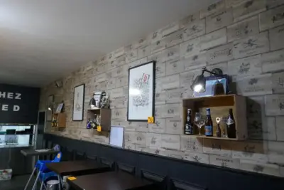 Decoratie mancave deel 1 – kavel bij Openbare Verkopen, Koksijde