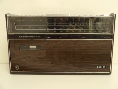 Philips Radiorecorder – kavel bij De Kringwinkel, Leopoldsburg