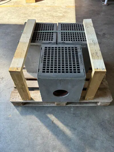 3x Kolk materiaal glasvezelversterkt beton incl. gietijzer rooster., HAURATON FASERFIX POINT, KS40/40 – kavel bij Onlineveilingmeester, Wijk en Aalburg