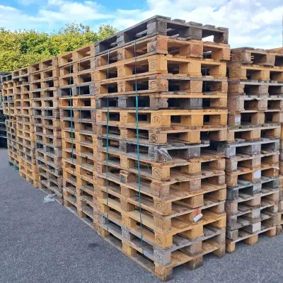 Ca. 145x Pallet, O.a Euro – kavel bij Domeinen Roerende Zaken, Groningen