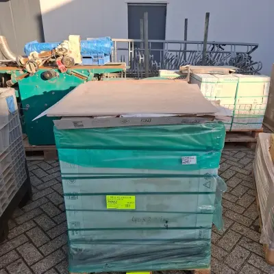 Ca. 80x Vloertegels Rex, LR Ecru – kavel bij Onlineveilingmeester, Ravenstein