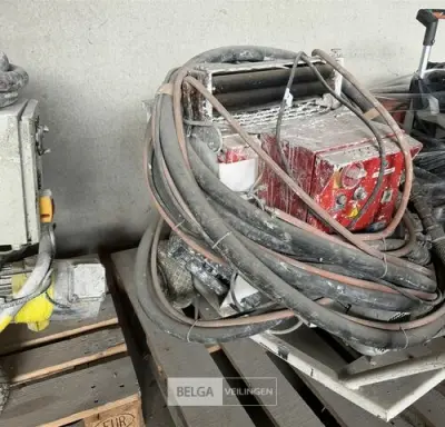Crepi spuitmachine Nicover – kavel bij Belga Veilingen, Peer