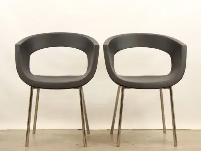 Azzolini Tinuper & Santantonio - paar Bisou stoelen - Italiaans design – kavel bij De Kringwinkel, Antwerpen