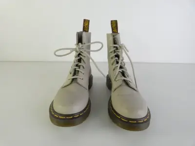 Dr. Martens 1460 Pascal veterboots – kavel bij De Kringwinkel, Heverlee
