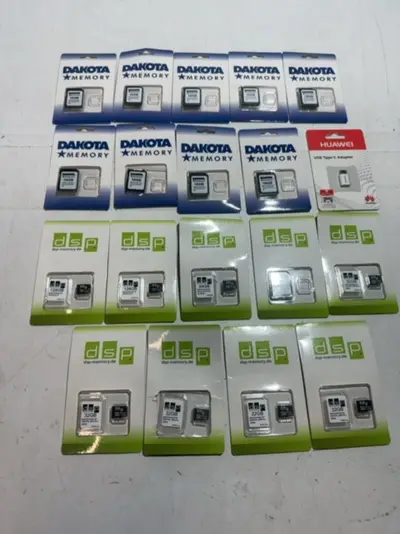 Ca. 19x SD + Micro SD kaarten 16, 32, 64 en 128 GB – kavel bij Onlineveilingmeester