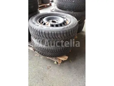 2 velgbanden – kavel bij Auctelia, Fauvillers