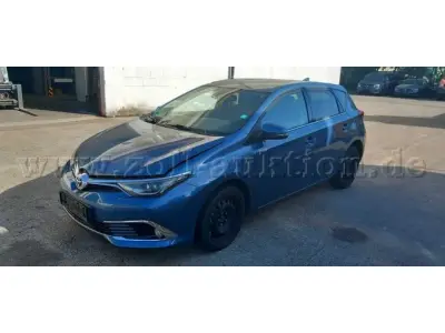 1 Toyota Auris Hybrid Teileträger – kavel bij Zoll-Auktion, Freiburg im Breisgau