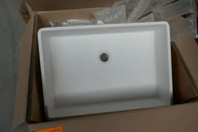 Rechthoekige lavabo – kavel bij Openbare Verkopen, Ooigem