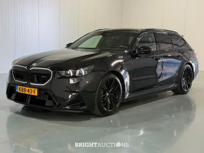 BMW M5 Touring Full options 782pk 2026 (Origineel-NL), KBB-43-F – kavel bij Bright Auctions