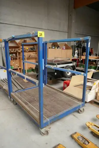 Transportkar – kavel bij Openbare Verkopen, Ooigem