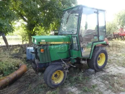 1 JOHN DEERE (USA) 855 Zugmaschine.Ackerschlepper*Ersatzteilträger – kavel bij Zoll-Auktion, Siebeldingen