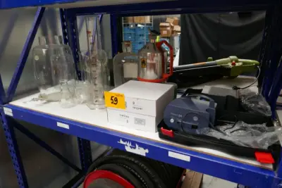 labo - medisch materiaal – kavel bij Openbare Verkopen, Ooigem