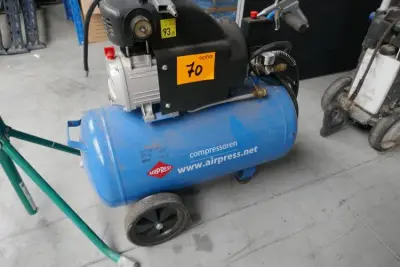 Verrijdbare compressor AIRPRESS – kavel bij Openbare Verkopen, Ooigem