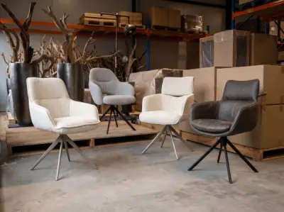 Exclusieve Hoogwaardige Stoelenveiling - Nieuw In Doos! – veiling bij XL Auctions