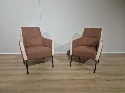 2x Montel Bliss - Fauteuils - Showroommodellen - Bruin - Creme – kavel bij XL Auctions