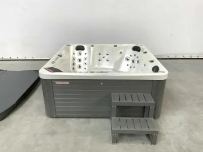 RTE Jacuzzi las vegas Balboa (5 personen) – kavel bij XL Auctions