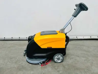 RTE vloerschrobzuigmachine 400mm FS40 – kavel bij XL Auctions