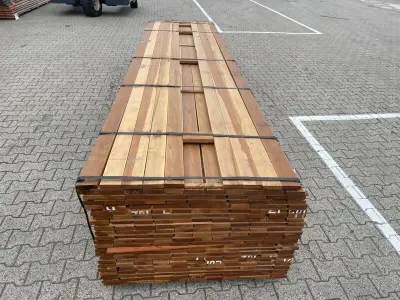 Ca. 86x Guyana Ipé Planken Geschaafd Country Grade, 21x90mm, lengte 13/395cm, 73/430cm – kavel bij Onlineveilingmeester