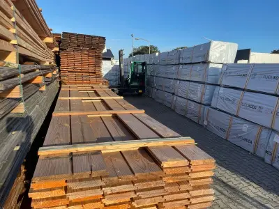 Ca. 80x Douglas Zweeds Rabat, 26x190mm, lengte 500cm – kavel bij Onlineveilingmeester