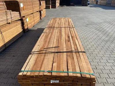 Ca. 222x Guyana Teak Latten Fijnbezaagd, 31x50mm, lengte 106/430cm, 116/460cm – kavel bij Onlineveilingmeester