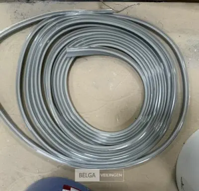 ± 25x Pvc-klemprofiel – kavel bij Belga Veilingen, Peer