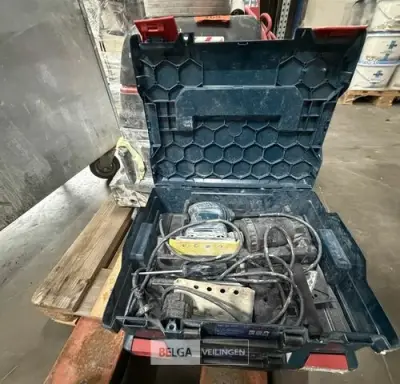 2 BOSCH schuurmachines – kavel bij Belga Veilingen, Peer