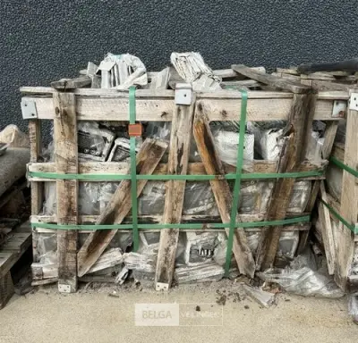 1 Pallet steenstrips Capitle – kavel bij Belga Veilingen, Peer