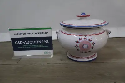 Keramieken voorraadpot met deksel' – kavel bij GSD Auctions, Zoeterwoude