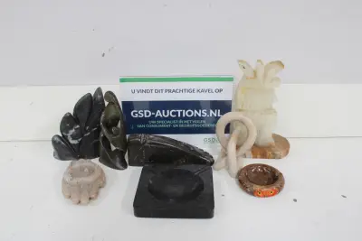 Set stenen decoratie – kavel bij GSD Auctions, Zoeterwoude