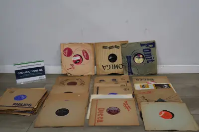 Collectie vintage Bakelietplaten – kavel bij GSD Auctions, Zoeterwoude