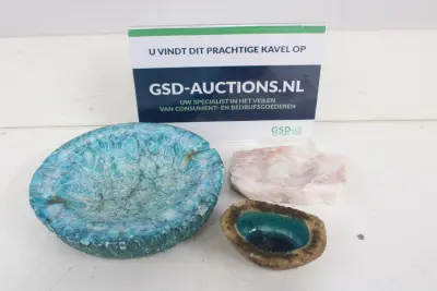 Set van drie stenen schalen – kavel bij GSD Auctions, Zoeterwoude