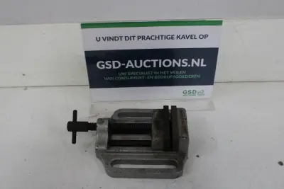 IJzeren bankschroef met draaiknop – kavel bij GSD Auctions, Zoeterwoude