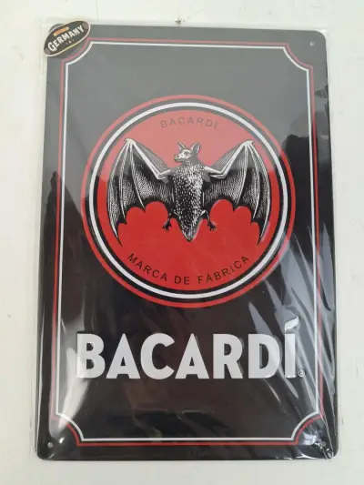 Metalen wandbord: "Bacardi" – kavel bij De Kringwinkel, Waardamme