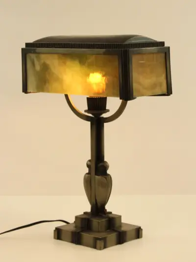 Art-deco tafellamp met groen gemarmerd glas – kavel bij De Kringwinkel, Antwerpen