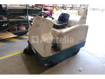 Elektrische zit-schrobmachine Tennant 6200 – kavel bij Auctelia, Antwerpen
