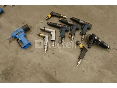 9 Pneumatisch Handgereedschap – kavel bij Auctelia, Mechelen