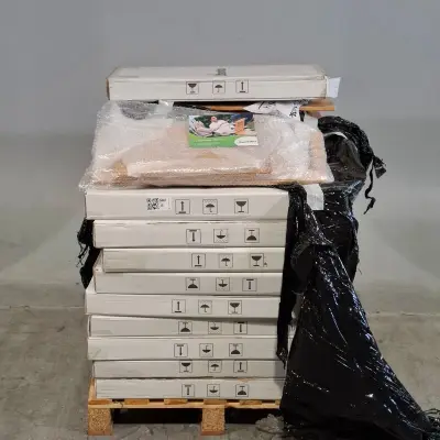 Ca. 25x Laptopstandaard, O.a Ubambu – kavel bij Domeinen Roerende Zaken, Groningen