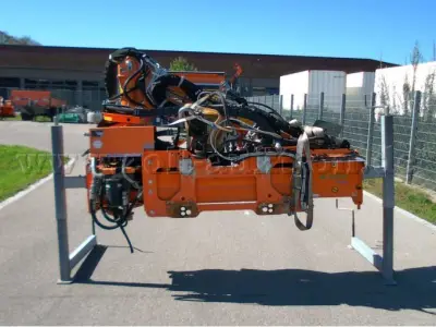 1 MULAG-Satz - Geräte, Anbauteile, Bedienteile für Unimog U530 tw.Unfall – kavel bij Zoll-Auktion, Neu-Ulm