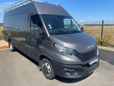 Iveco Daily 2022 – kavel bij Auctim, Villers-Le-Bouillet
