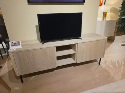 Morit tv-standaard – kavel bij Auctim, Gembloux