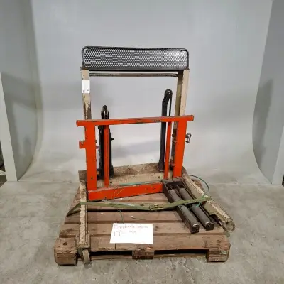 Wiel demontage trolley, OMCN, 227, 1999 – kavel bij Domeinen Roerende Zaken, Groningen