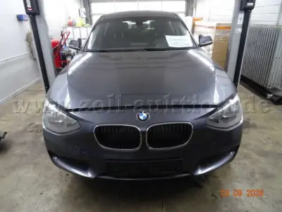 1 BMW 125d (1K4), Steinschlag Frontscheibe im Fernsichtbereich – kavel bij Zoll-Auktion, Braunschweig
