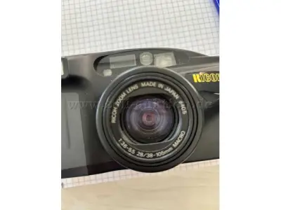 1 Digitale Fotokamera "Ricoh" RZ 105 – kavel bij Zoll-Auktion, Sitzendorf