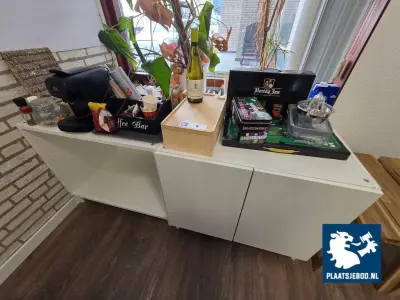 1 x Partij kantinegerief waaronder 2 x kast, L'or Barista koffiemachine, etc – kavel bij Plaats Je Bod, Uithoorn