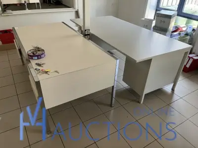 Partij divers kantoormeubilair – kavel bij VH Auctions