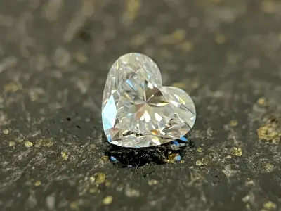 Diamant - 1.00 carat echte natuurlijke hart geslepen diamant (GIA gecertificeerd) – kavel bij Onlineveilingmeester
