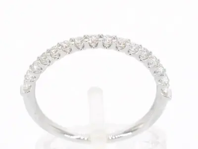Witgouden rijring bezet met briljant geslepen diamanten – kavel bij Onlineveilingmeester