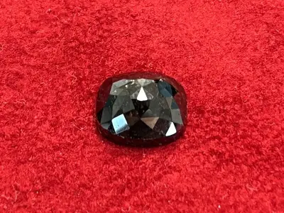 Diamant - 5.84 carat echte natuurlijke zwarte diamant in kussen vorm (gecertificeerd) – kavel bij Onlineveilingmeester